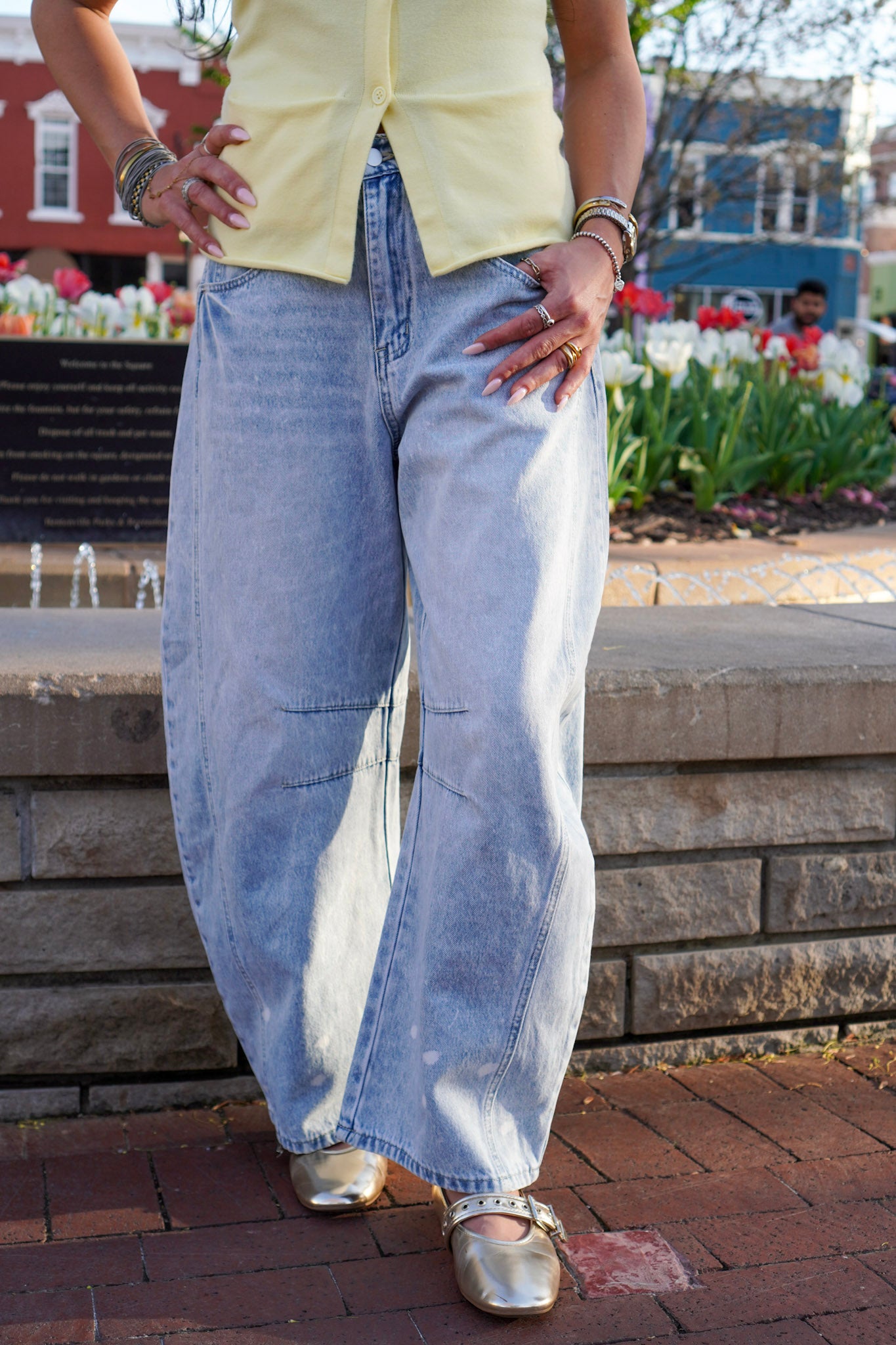 Sunday Stroll Barrel Jeans