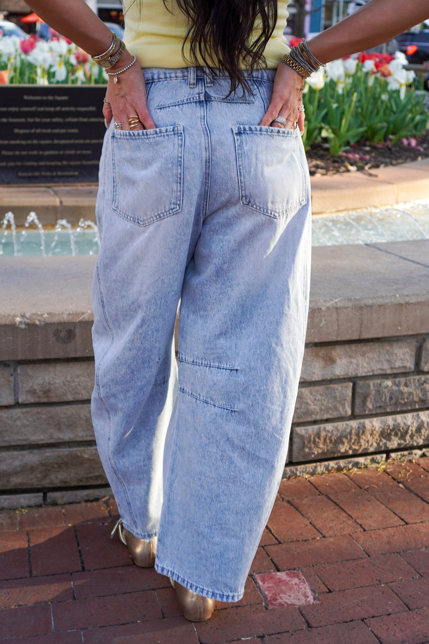 Sunday Stroll Barrel Jeans