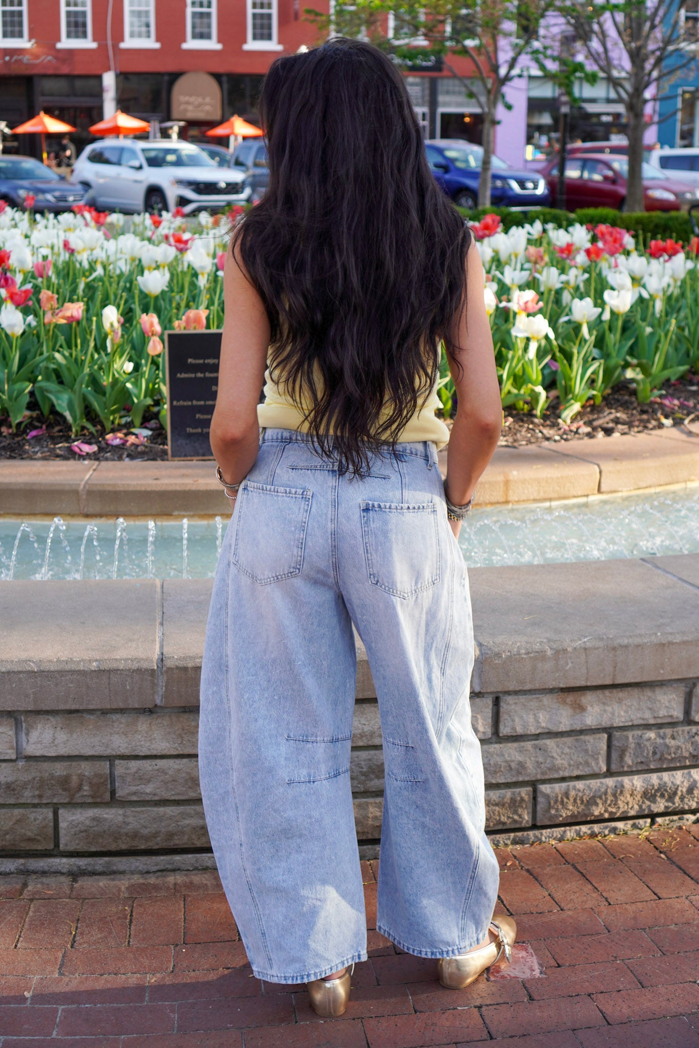 Sunday Stroll Barrel Jeans