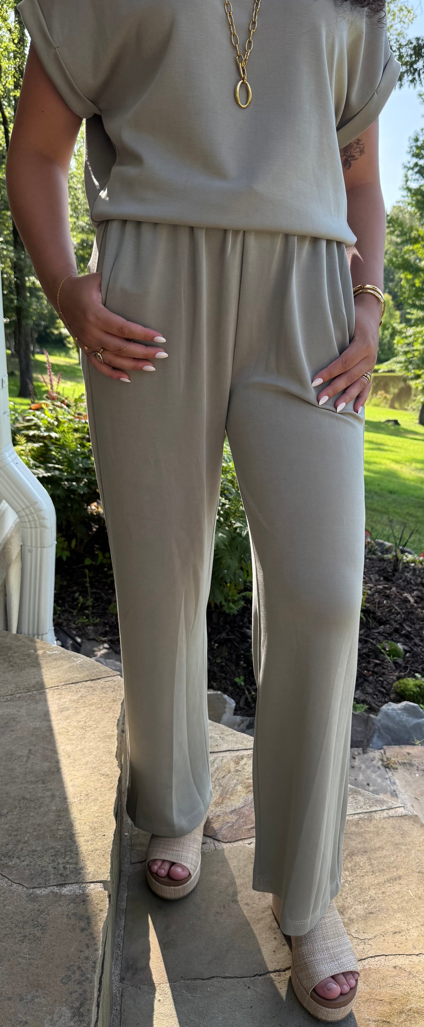 Sunday Serenity Pants