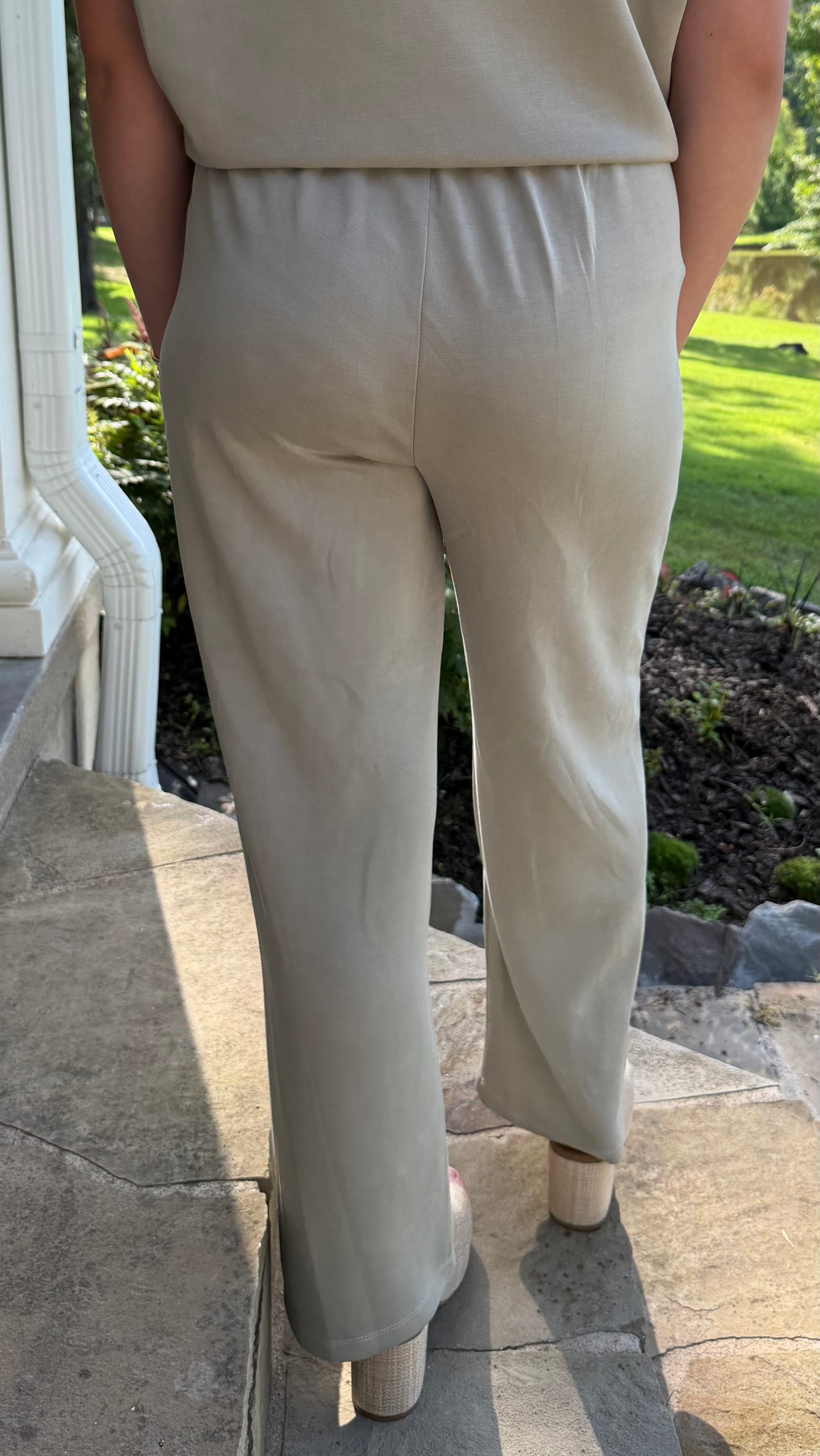Sunday Serenity Pants