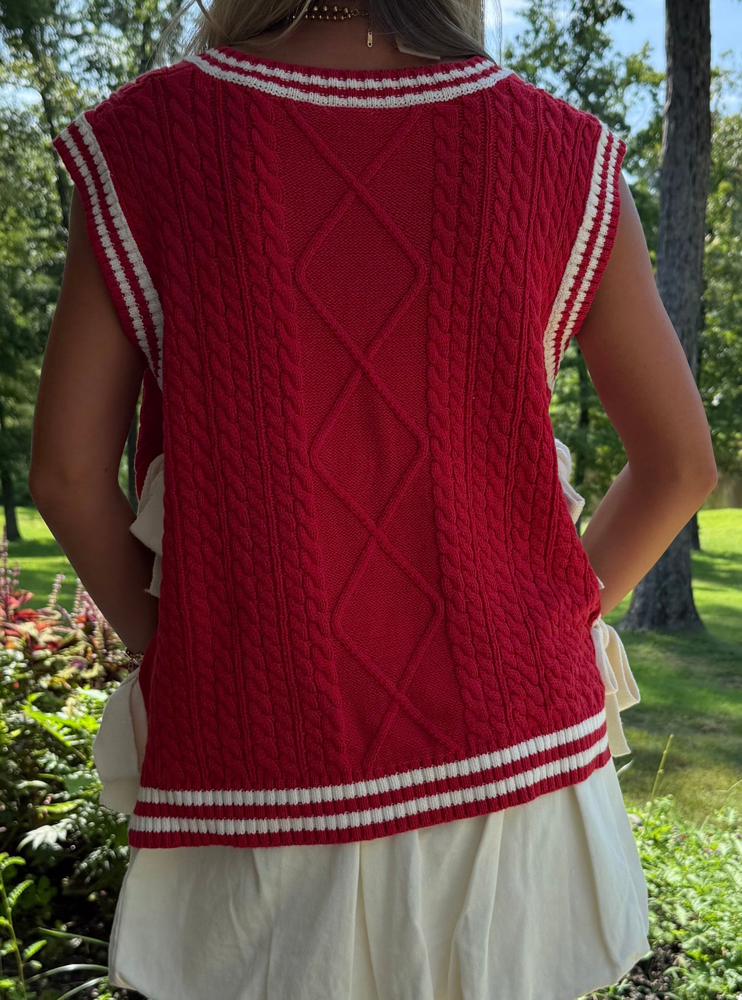 V-Neck Sleeveless Sweater Top